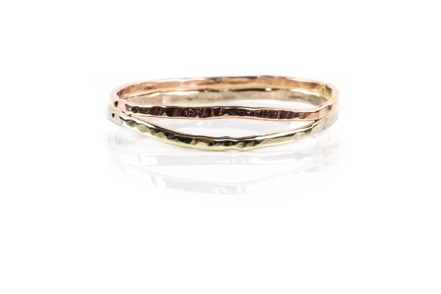 18K Mixed Gold Gehämmert Band 18K Mixed Gold Gehämmert Band von JewelryNouveau
