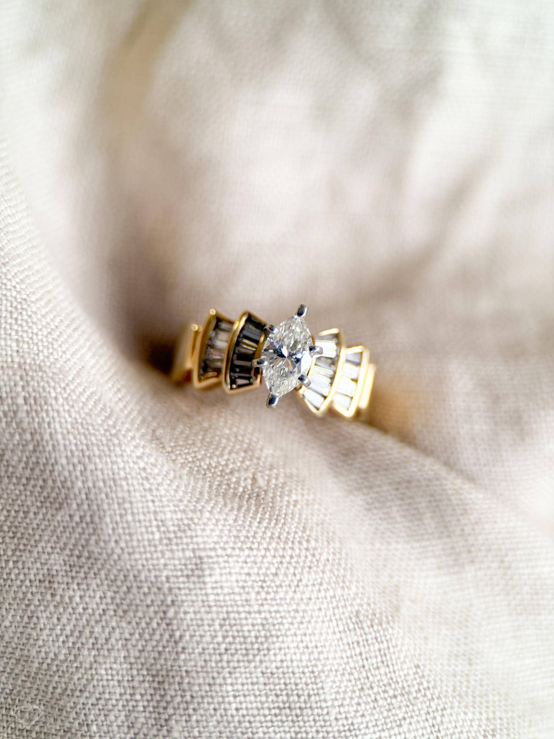 Vintage Marquise Diamant Verlobungsring in 585Er Gold, Retro Schmuck Aus Den 1990Er Jahren von JewelryOnRepeat