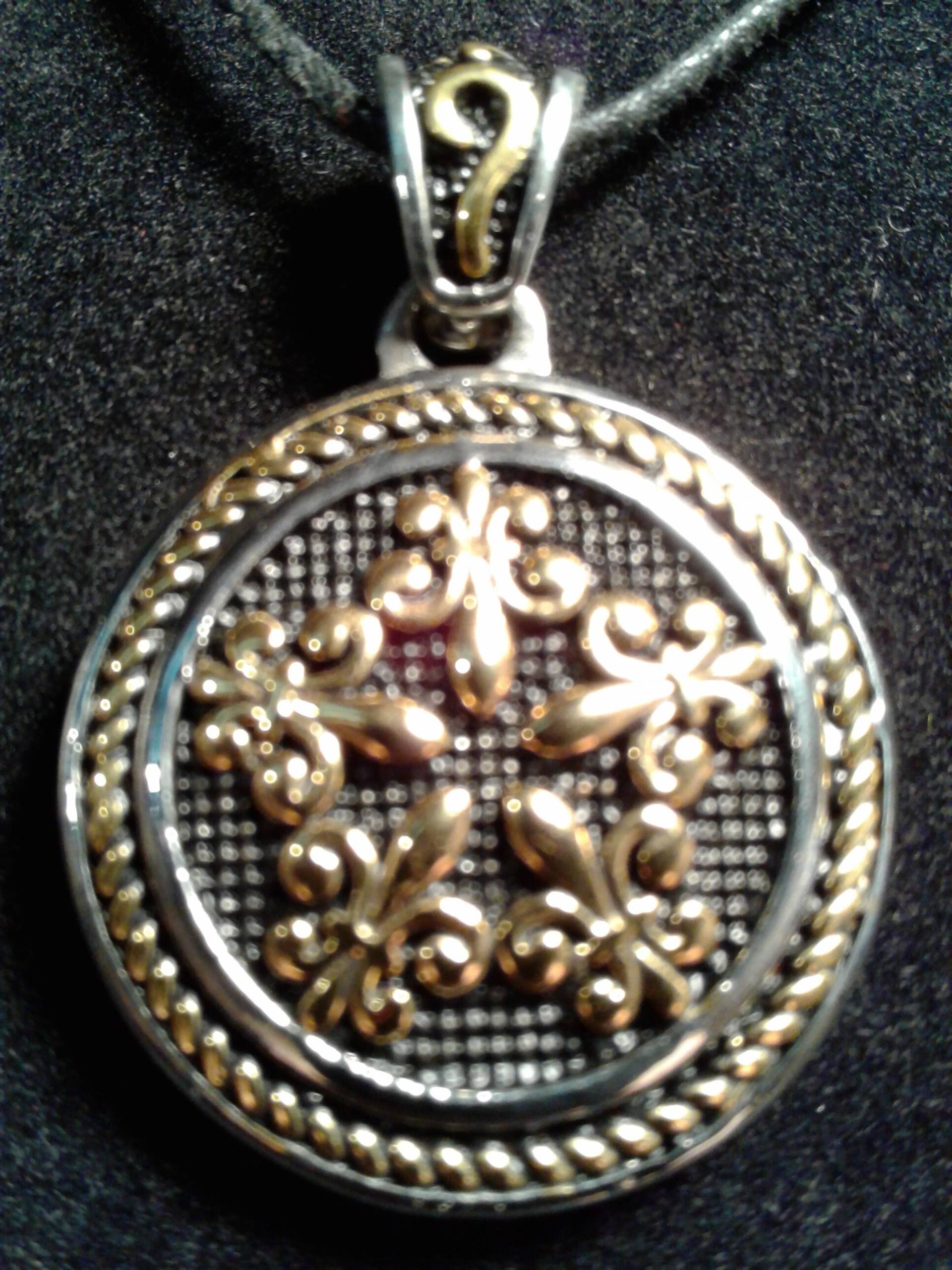 Edelstahl-Fleur-Anhänger Mit Gold Platte Inlay #w4173 Edelstahl-Fleur-Anhänger Mit Gold Platte Inlay #w4173 von JewelryTreeShop