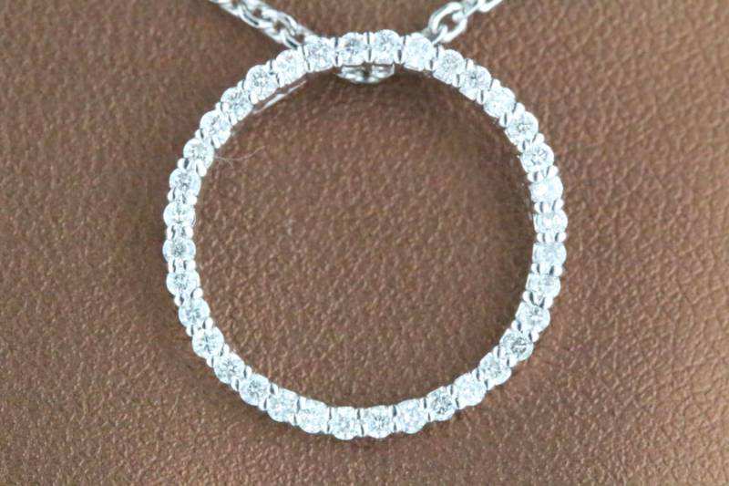 0.58Ct G Vs2 Designer Diamant Kreis Anhänger Mit Kette 14K Weißgold von JewelryULoveByAby