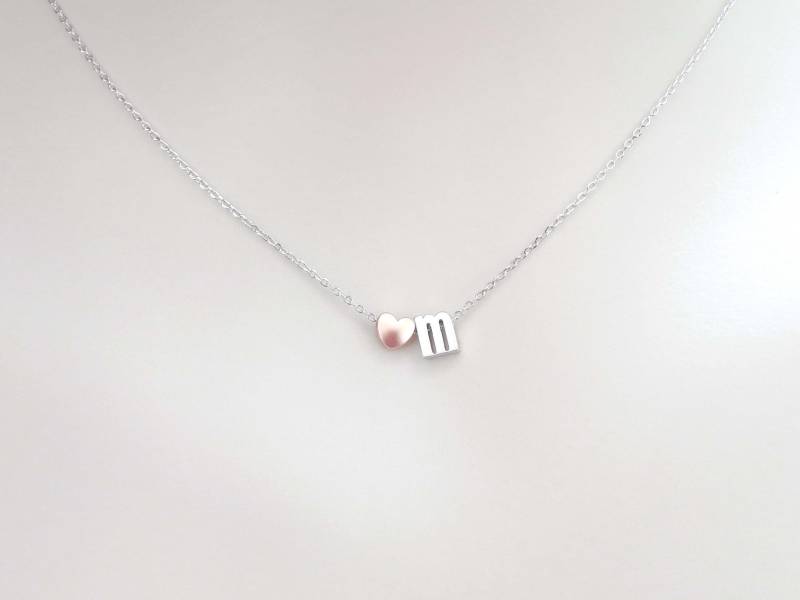 Personalisierte Halskette Kleinbuchstaben Initial + Rose Gold Herz Geschenk Für Sie Ihn Mutter Oma Muttertagsgeschenk von Jewelrybank
