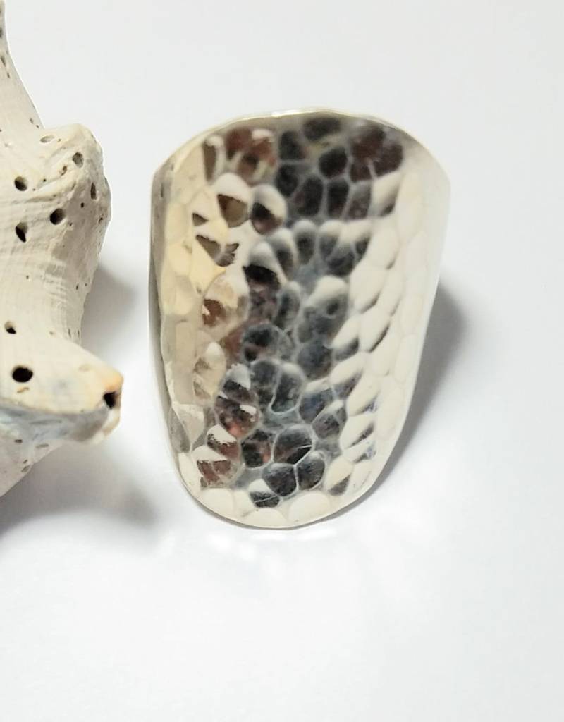 Gehämmert Sterling Silber Ring Mediterran Stil, Größe 16 1/4 von JewelrybyGerina