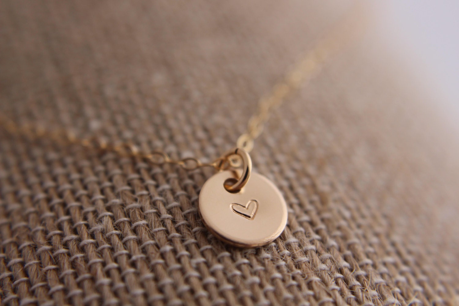 Gold Filled Herz Halskette Gold Filled Herz Halskette von JewelrybyJillyBean