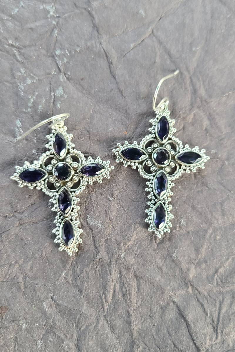 Iolith Ohrringe in Sterling Silber-Bemerkenswerte Ohrringe-Religiöse Ohrringe-Iolith Ohrringe-Silberohrringe-Iolith Schmuck-Frauen von JewelrybyJohnM