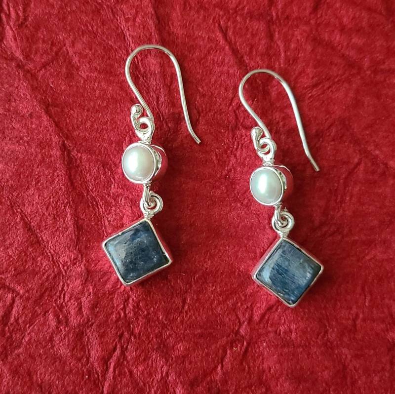 Kyanit Und Perlen Ohrringe Sterling Silber-Bemerkenswerter Echter Schmuck-Echte Ohrringe-Kostbare Ohrringe-Jahrestag Geschenk von JewelrybyJohnM