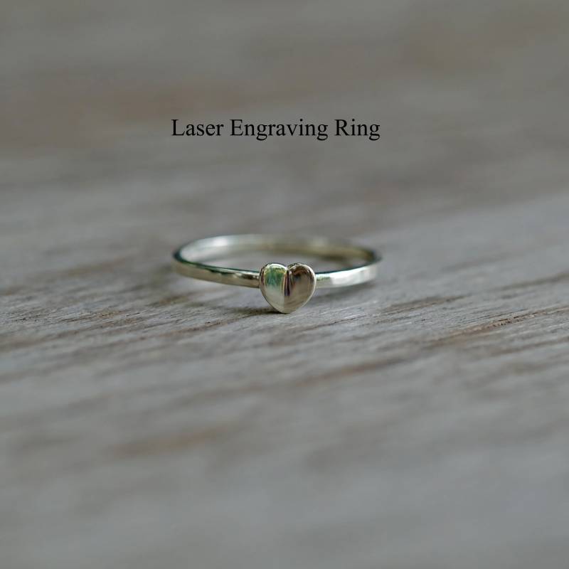 Lasergravur Mit Zusatzgravur Text Auf Der Innenseite Des Ringes | Maximal 15 Zeichen von JewelrybyPITK