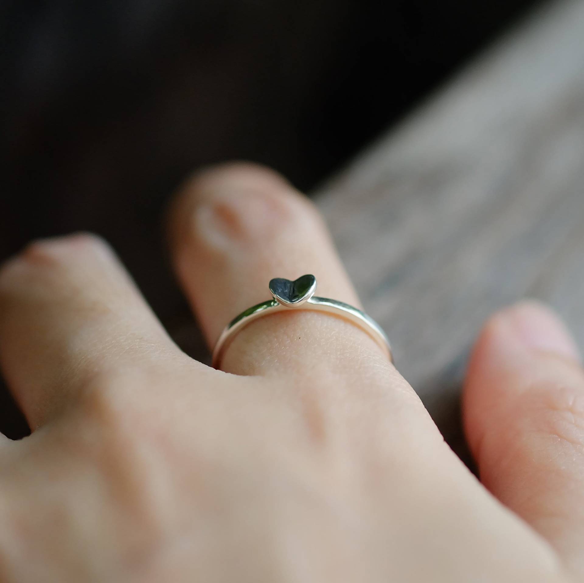 Zierlicher Sterling Silber Herz Ring, Handgemachte Versprechen Brautjungfer Schmuck Zierlicher Sterling Silber Herz Ring, Handgemachte Versprechen Brautjungfer Schmuck von JewelrybyPITK