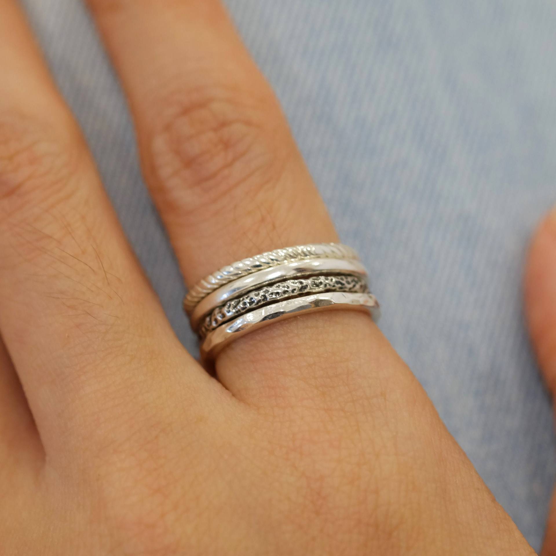 stacking Ring Set Gehämmert, Gedreht, Texturierte Ringe, Multi Texture von JewelrybyPITK