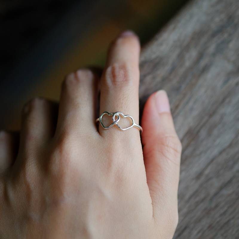 sterling Silber Doppel Herz Ring, Liebe Symbol Ring, Ring Mit Offenem Herz, Zwei Herzen Ring, Bester Freund Ring, Minimalistisch Ring von JewelrybyPITK
