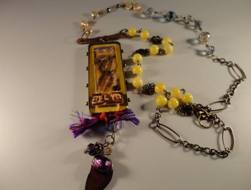 Let Es Fly Together von Jewelrybyatabey