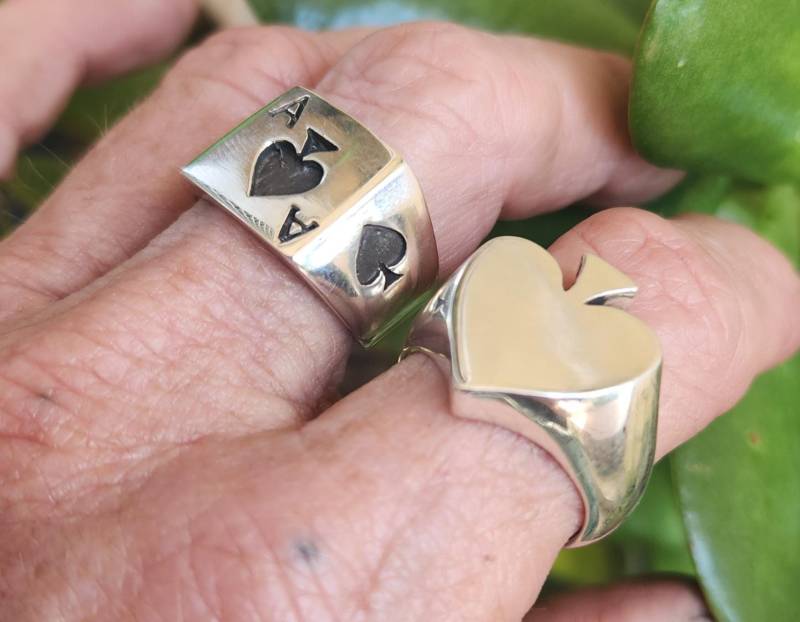 Ace Of Spades Ring, Massiv 925 Sterling Silber, Handgemacht, Steampunk, Black Jack, Herrenmode, Glücksspiel Ace Of Spades Ring, Massiv 925 Sterling Silber, Handgemacht, Steampunk, Black Jack, Herrenmode, Glücksspiel von JewelrywitAttitude