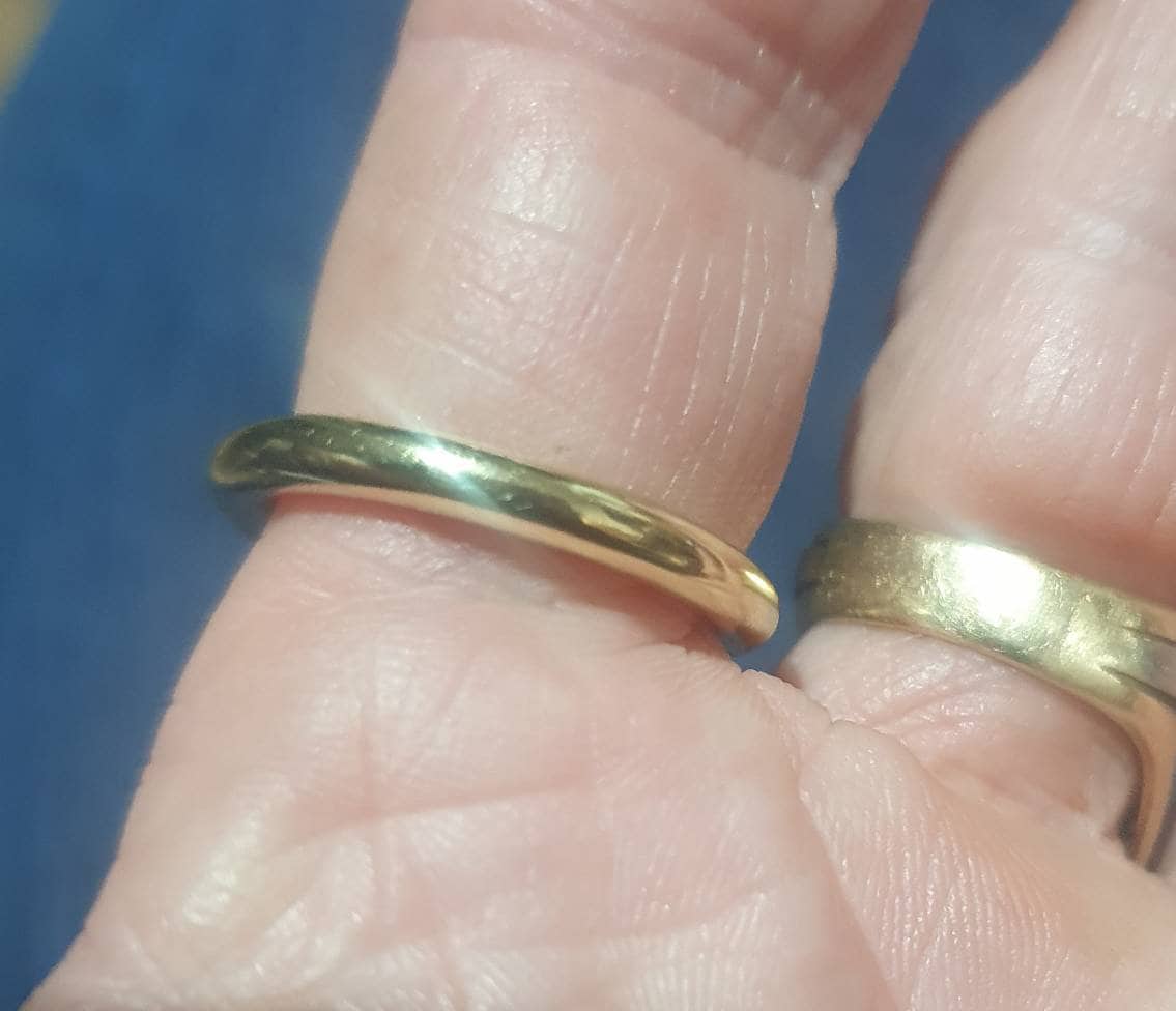 Gold Stapelring, 3mm Halo Ring, Massiver Messing Ring, Handgefertigt, Boho Vintage Scroll Gold Stapelring, 3mm Halo Ring, Massiver Messing Ring, Handgefertigt, Boho Vintage Scroll von JewelrywitAttitude