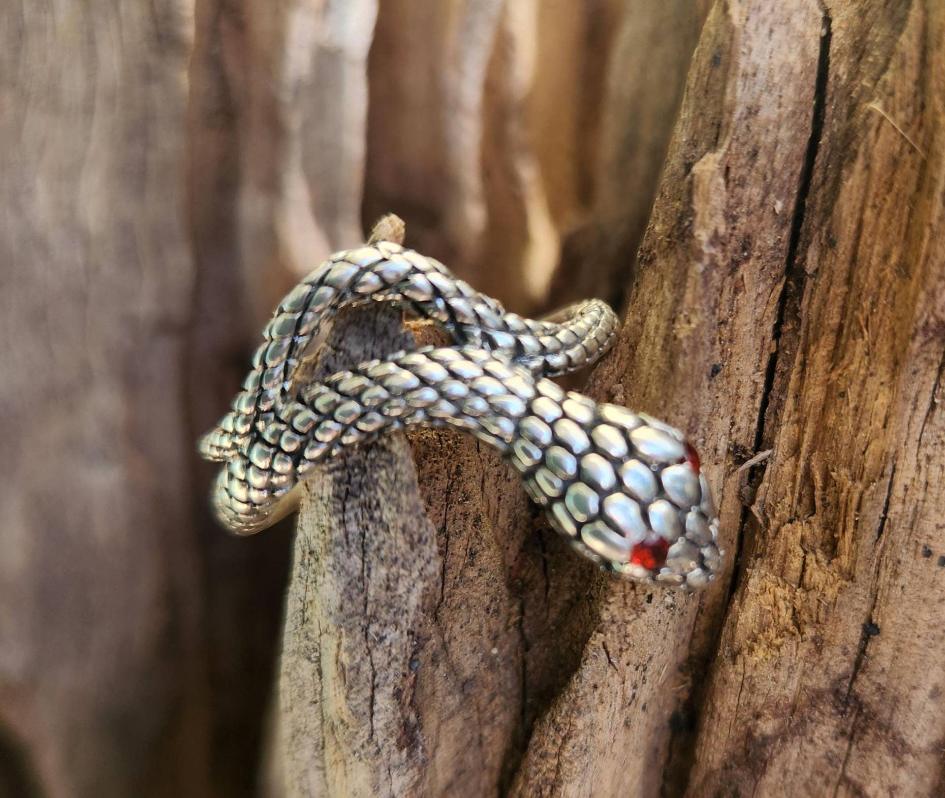 Schlangen Ring, 925 Sterling Silber, Wickelring Schlangenhaut, Granataugen, Schlangen Ring, Gothic, Punk, Grunge, Daumen Ring, Handgemacht, Boho von JewelrywitAttitude