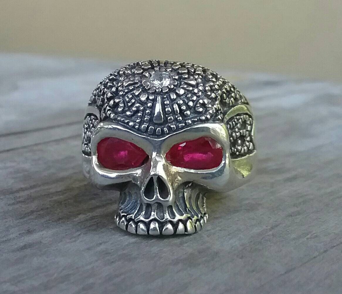 Totenkopf 925 Ring, Sterlingsilber, Tribel, Verzierter Mit Cz Steine Steampunk , Gothic, Punk, Biker, Handgemacht, Pirat, Mittelalter, Bling Schädel von JewelrywitAttitude