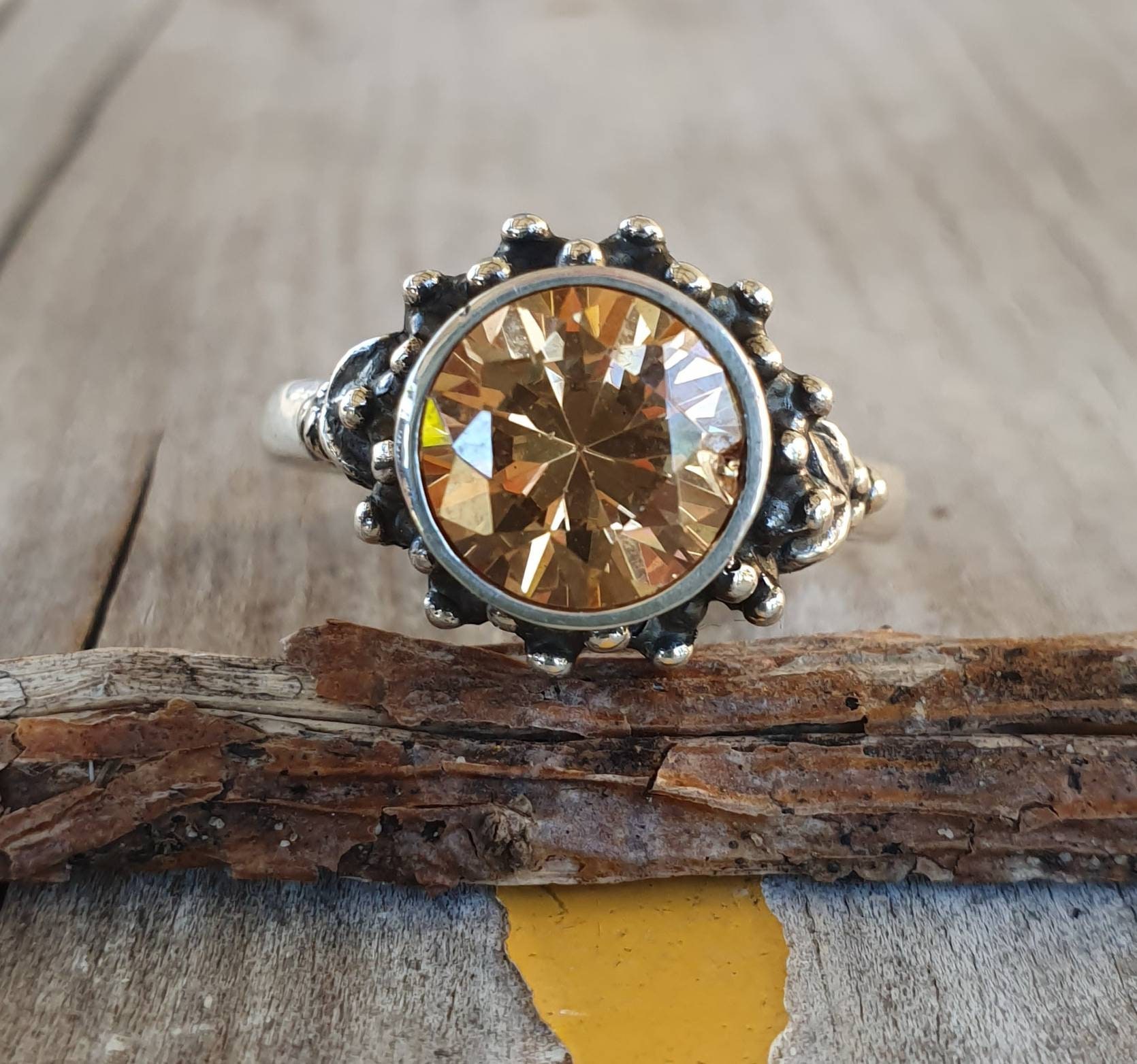 Zimt Ring Mit Zirkonia, Sterling Silber, Handarbeit, Göttin, Boho, New Age, Kugelring, Göttin von JewelrywitAttitude