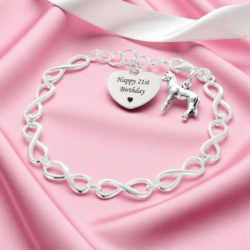 Personalisierte Sterling Silber Armband Mit Pferd Charme, Unendlichkeit Symbolen Kette Und Jeder Gravur Auf Dem Herz Charm. Größen Für Frauen Mädchen von Jewels4girls