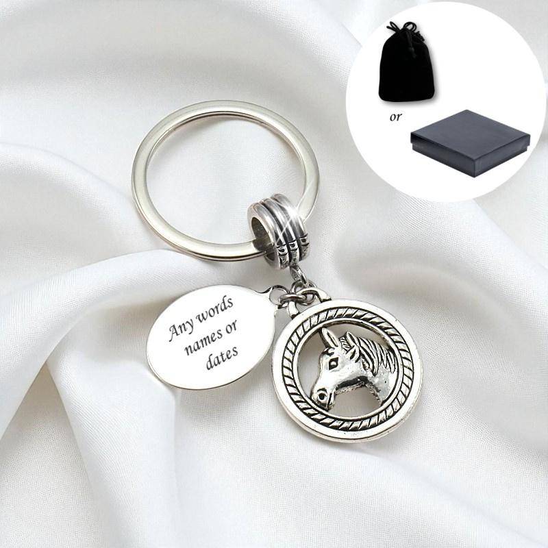 Personalisierter Pferdeschlüsselring Mit Kostenloser Gravur. Geschenk Für Pferdeliebhaber von Jewels4girls