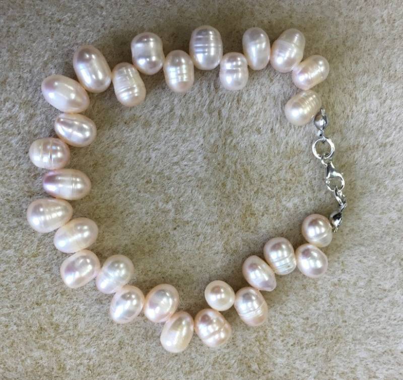 Perlenarmband, 8mm Gebohrtes Zuchtperlenarmband, Misst 7 Zoll in Der Länge Mit Einem Sterlingsilber-Verschluss, Kostenloser Versand von JewelsByDebraB