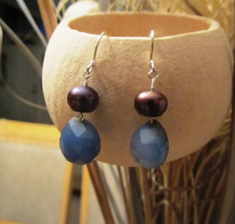 Blaue Saphir-Chalcedon-Ohrringe, Sterling Silber Multi-Edelstein-Ohrringe, Perlenohrringe, Freundin Schmuck, Ehefrau Schmuck Idee Blaue Saphir-Chalcedon-Ohrringe, Sterling Silber Multi-Edelstein-Ohrringe, Perlenohrringe, Freundin Schmuck, Ehefrau Schmuck Idee von JewelsByFairy