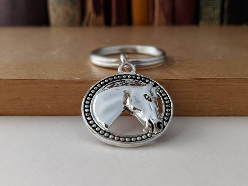 Pferd Kopf Schlüsselanhänger, Silber-Ton Von Jewelscharmsmehr Menge Bulk Rabatte Pferd Kopf Schlüsselanhänger, Silber-Ton Von Jewelscharmsmehr Menge Bulk Rabatte von JewelsCharmsMore