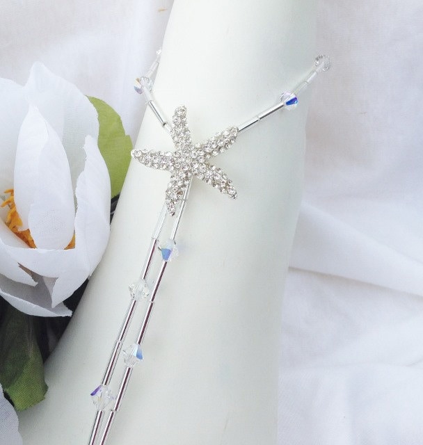Brautschmuck Barfuss Sandalen Seestern Strand Hochzeit, Hochzeits-Fuß-Schmuck, Strass Barfuß Sandle von JewelsForYourFeet