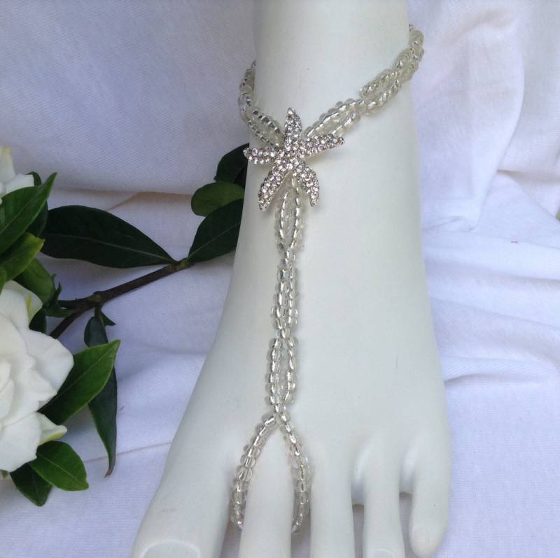 Seestern Barfuß Sandale, Hochzeit Am Strand, Fuss Schmuck, Hochzeitssuite Barfuss Sandalen, Fuß Jäten Sandale von JewelsForYourFeet