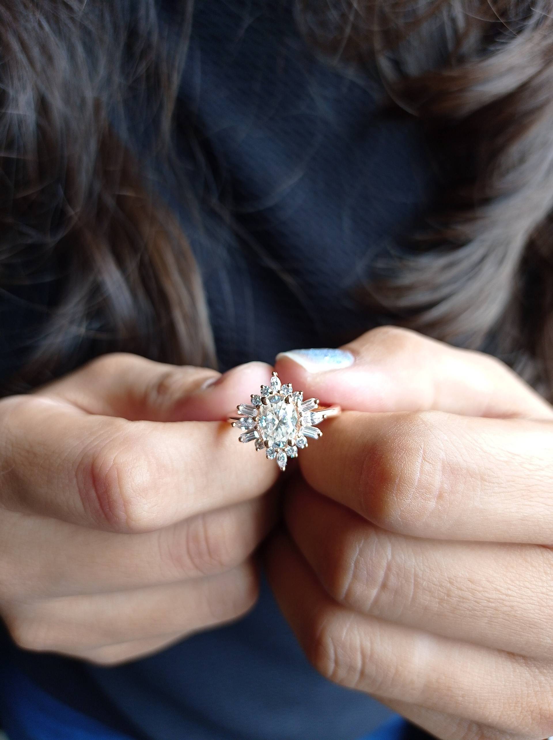 Oval Cut Moissanit Verlobungsring Für Frauen, Vintage-stil Ehering, Halo, Ring Vorschlag, Jubiläumsgeschenk Oval Cut Moissanit Verlobungsring Für Frauen, Vintage-stil Ehering, Halo, Ring Vorschlag, Jubiläumsgeschenk von JewelsForest