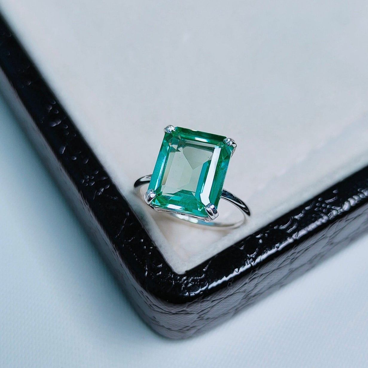 Grüner Saphir Ring Achteckig Geschliffener Saphir Ring Sterling Silber Ehering Türkis Lab Grown von JewelsGalleryArt