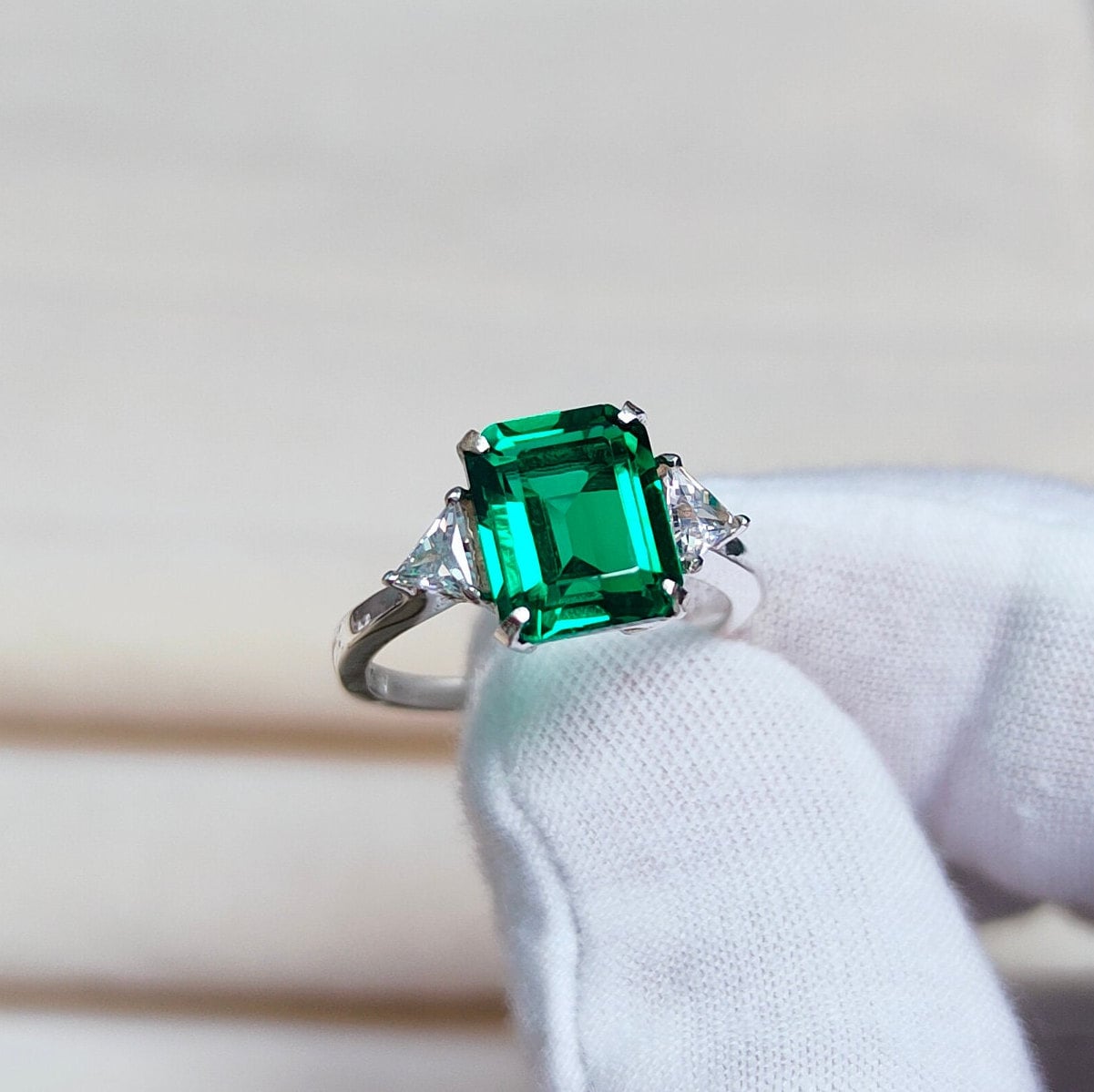 Lab Erstellt Smaragd Ring, 925 Sterling Silber Octagon Cut Grüner Edelstein Ring Für Geschenk, Verlobung Lab Erstellt Smaragd Ring, 925 Sterling Silber Octagon Cut Grüner Edelstein Ring Für Geschenk, Verlobung von JewelsGalleryArt