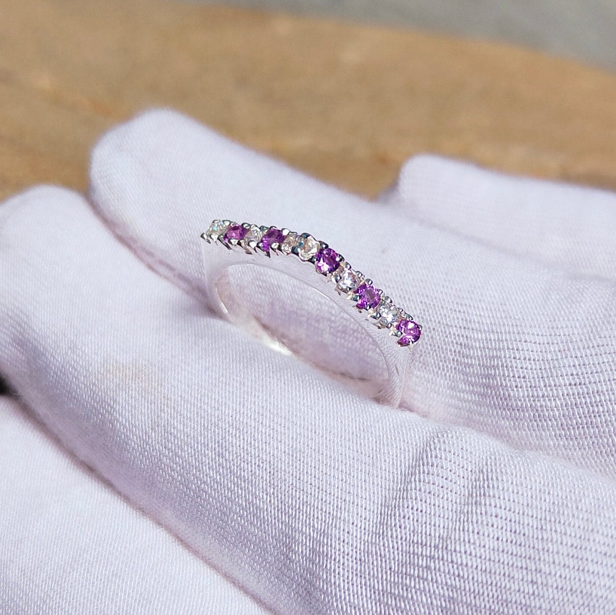 Rose De France Amethyst Band Ring, Natürlicher Mondstein 925 Sterling Silber Ehering von JewelsGalleryArt