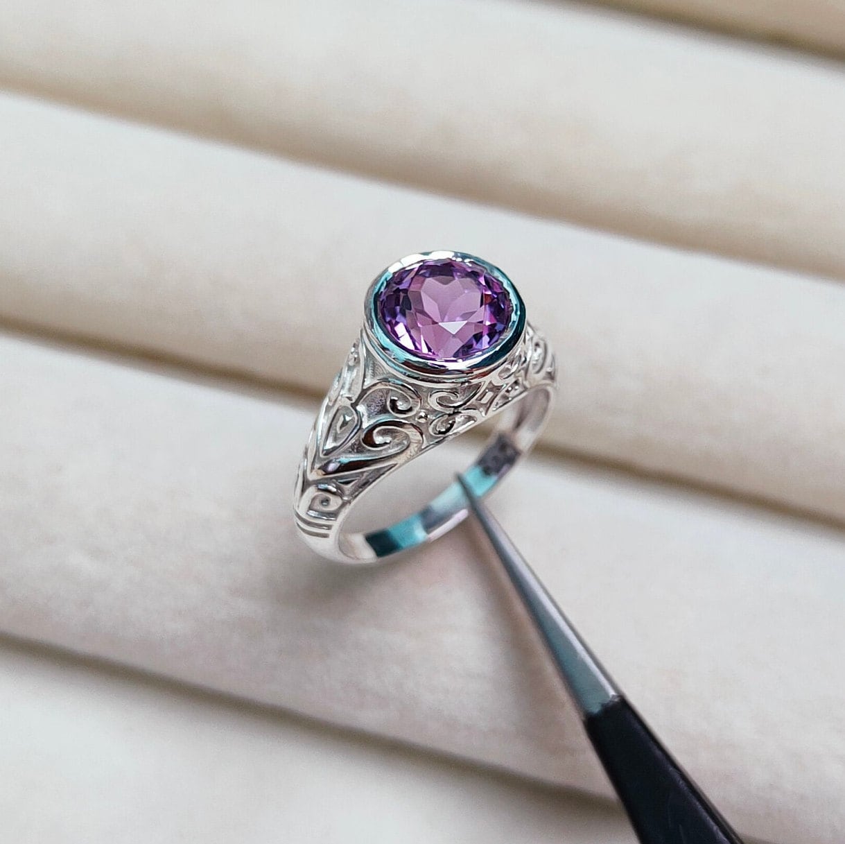 Rose De France Amethyst Ring, 925 Sterling Silber Natürlicher Rund Geschnittener Pink Ehering von JewelsGalleryArt