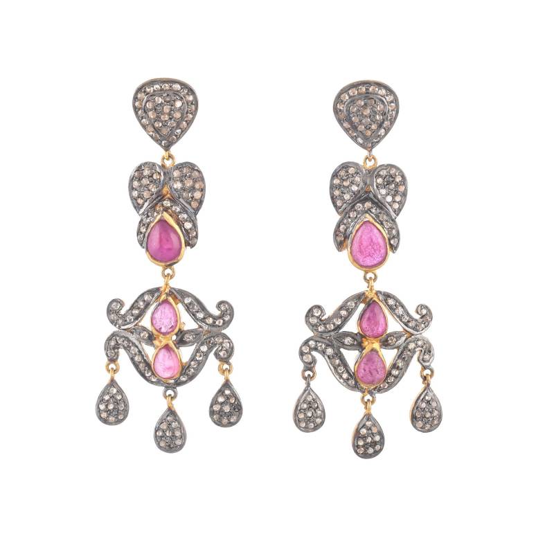 Diamant Und Rubin Oxidiertes Sterlingsilber-Ohrring von JewelsOfRoyals