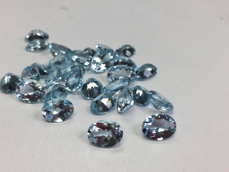 Aquamarin Oval 8x6mm Aquamarin Oval 8x6mm von JewelsOn47th