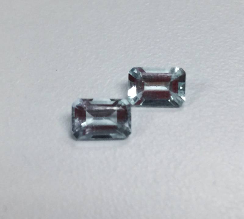 Aquamarin Smaragd Schnitt 6x4mm von JewelsOn47th