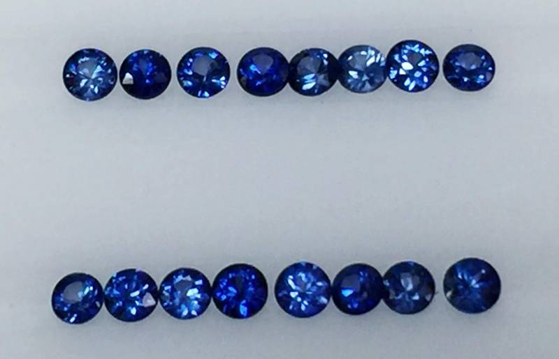 Blauer Saphir Runde 2, 5 Mm 1Cts | Ca. 15steineNice Luster Great Brilliance Excellent Sapphire Blue Blauer Saphir Runde 2, 5 Mm 1Cts | Ca. 15steineNice Luster Great Brilliance Excellent Sapphire Blue von JewelsOn47th