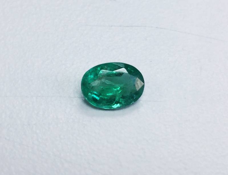 Sambia Smaragd Oval 7x5mm Sambia Smaragd Oval 7x5mm von JewelsOn47th