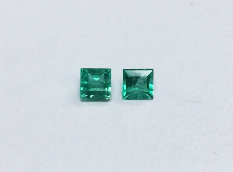 Sambia Smaragd Quadrat Paar 3mm Sambia Smaragd Quadrat Paar 3mm von JewelsOn47th