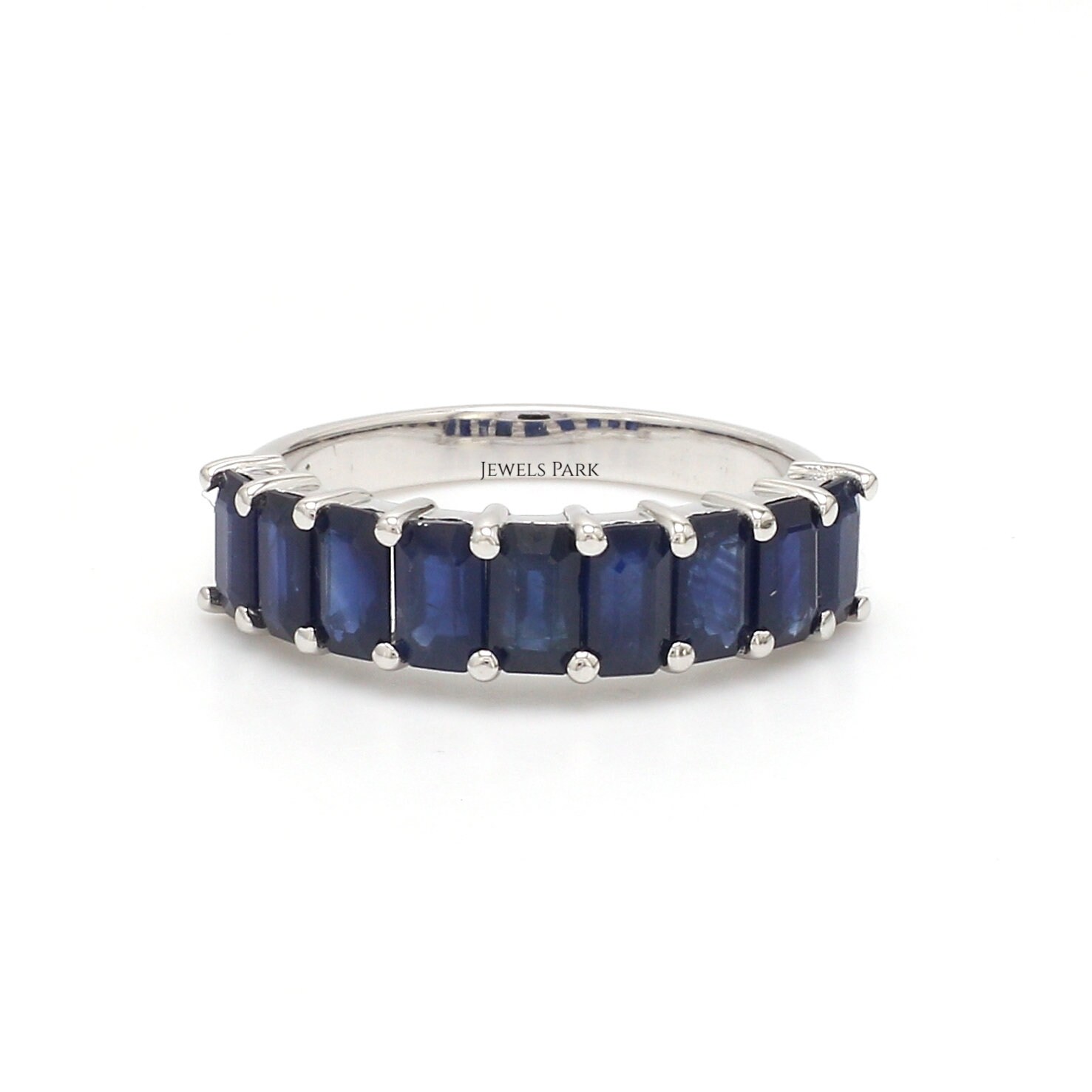 Blauer Saphir Smaragd Schliff Eternity Band Gold | Natürlicher Blauer Halb Eterneum Smaragdschliff 5x3mm 3-4 Ctw Ring von JewelsPark