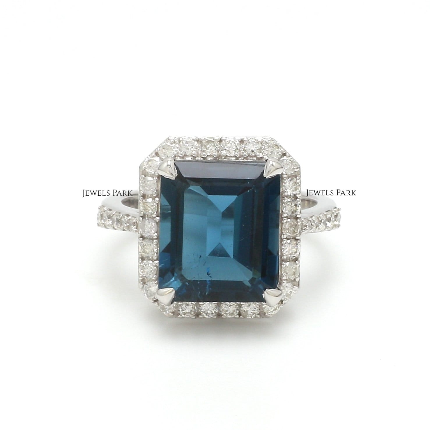 Blauer Topas Smaragdschliff Großer Diamant Halo-Ring Gold | Natürlicher 5Ct London Blue Statement Ring von JewelsPark