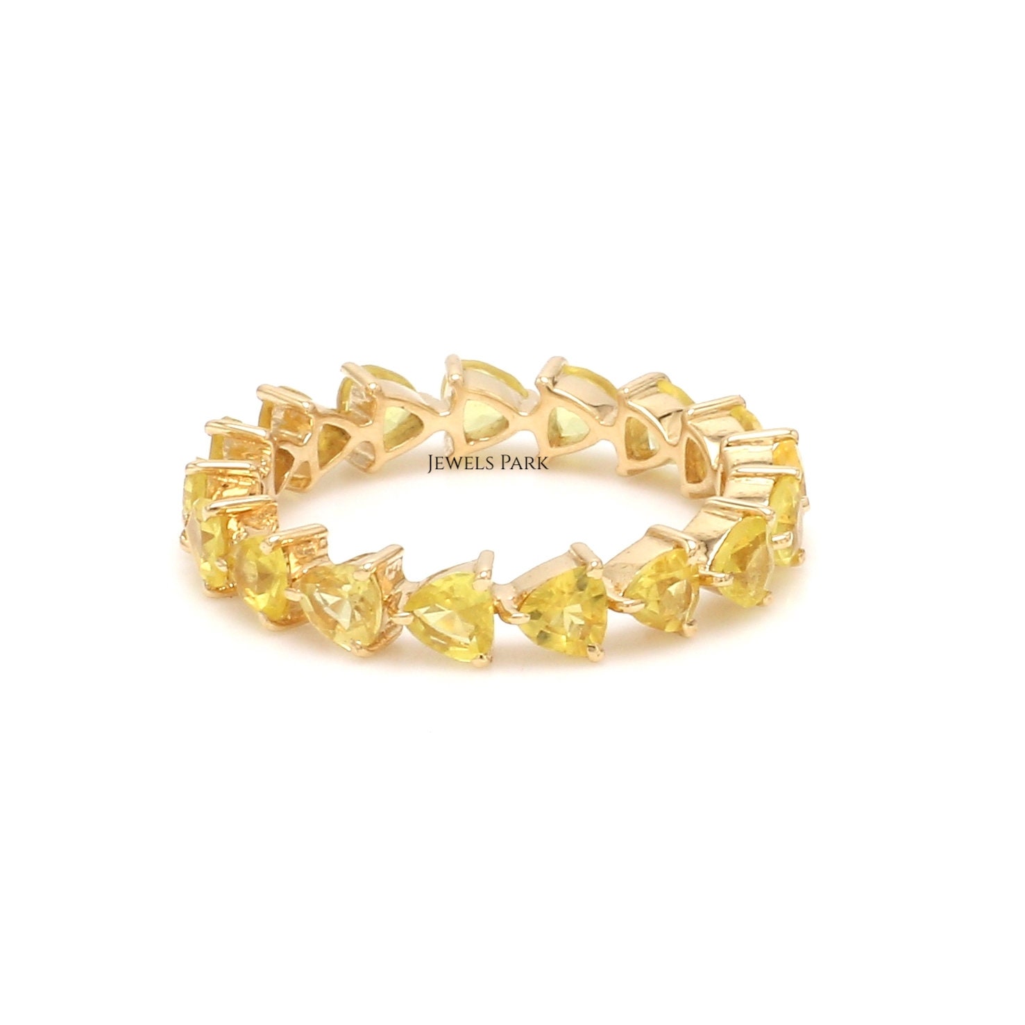 Gelber Saphir Trillion Schliff Eternity Ring Gold | Natürlicher 3mm Zitronengelber Trilliant Gelbes Memory Band von JewelsPark