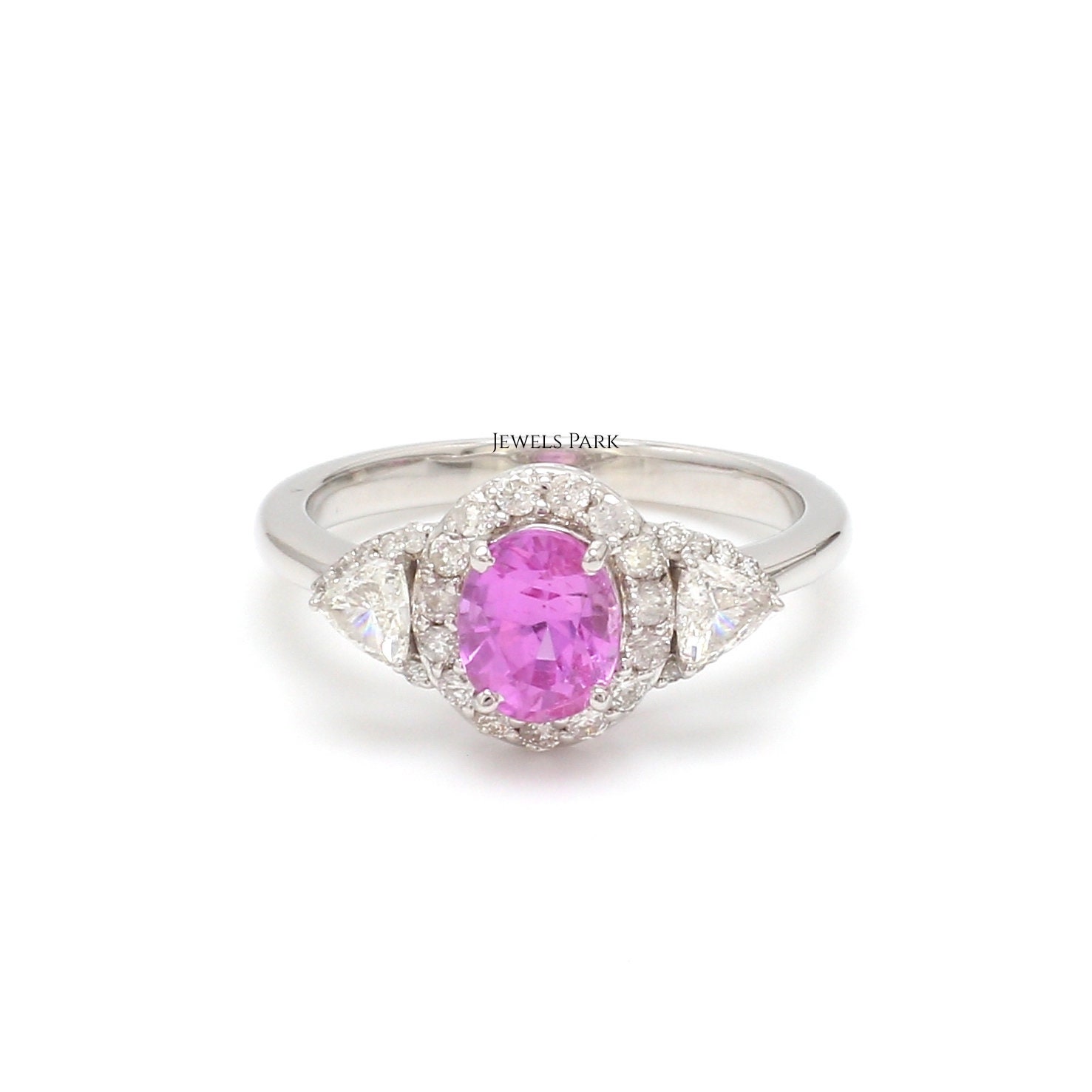 Rosa Saphir Diamant Drei Stein Ring Gold | Natürlicher 1.20Ct Ovaler Rosa Trillion Vorschlag Gold von JewelsPark