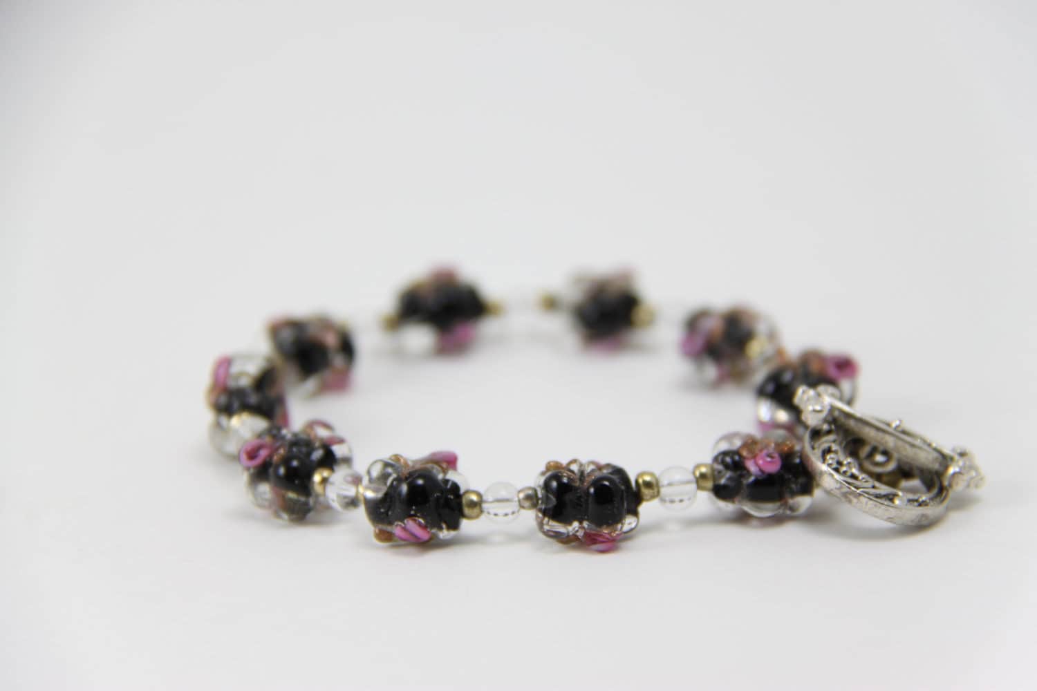 Glas-Rose-Armband Glas-Rose-Armband von JewelsYogaTurtle