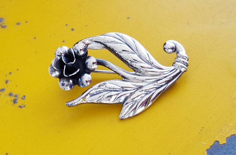 Signierte Brosche Aus 925Er Sterlingsilber-Brosche - Mid Century-Brosche Signierte Brosche Aus 925Er Sterlingsilber-Brosche - Mid Century-Brosche von JewelsandMetals