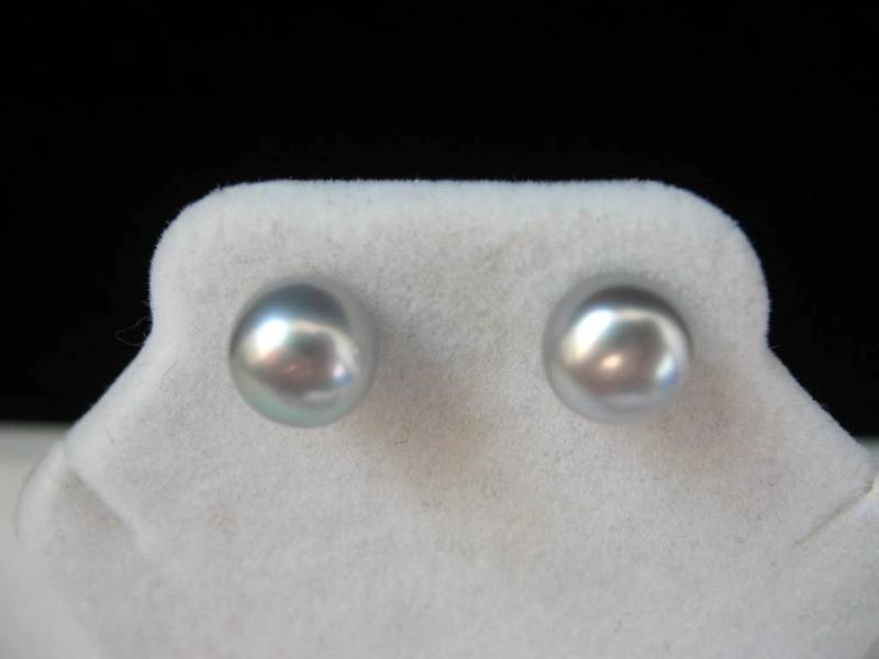 Echt Silber Grau Süßwasser Perle Ohrstecker 8-8, 5 Mm Echt Silber Grau Süßwasser Perle Ohrstecker 8-8, 5 Mm von JewelsbyKitty