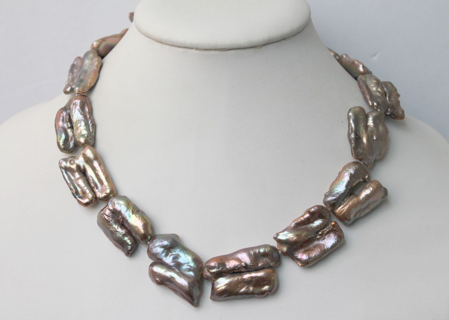 Große Kupfer Purple Twin Biwa Freshwater Pearl Necklace Große Kupfer Purple Twin Biwa Freshwater Pearl Necklace von JewelsbyKitty