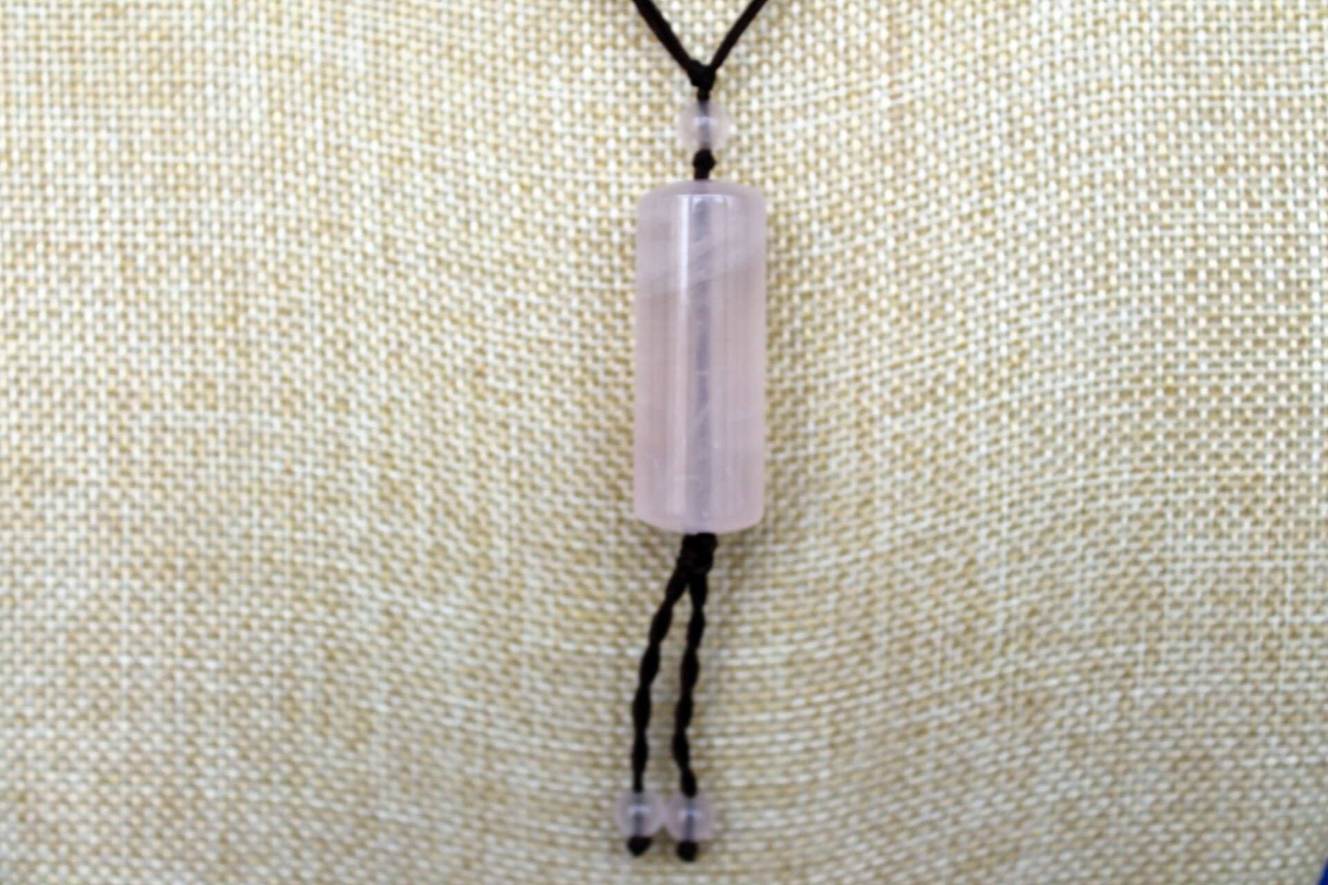 Lange Verstellbare Rosenquarz Zylinder Halskette Lange Verstellbare Rosenquarz Zylinder Halskette von JewelsbyKitty