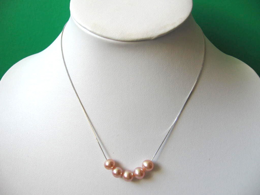 Rosa Runde Süßwasserperlen An 925 Sterling Silber Schlangenkette Rosa Runde Süßwasserperlen An 925 Sterling Silber Schlangenkette von JewelsbyKitty