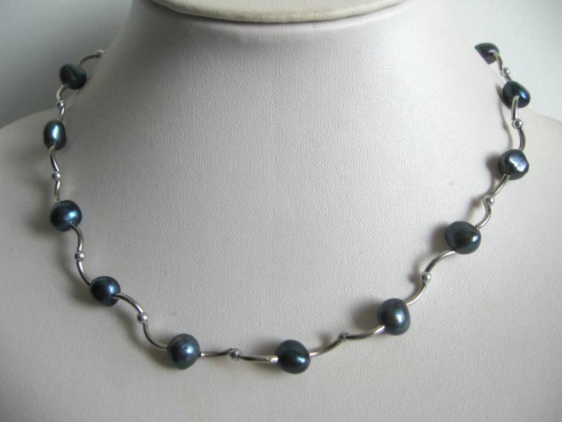 Wunderschöne Blechtasse Blau Barock Süsswasserperlen Halskette von JewelsbyKitty