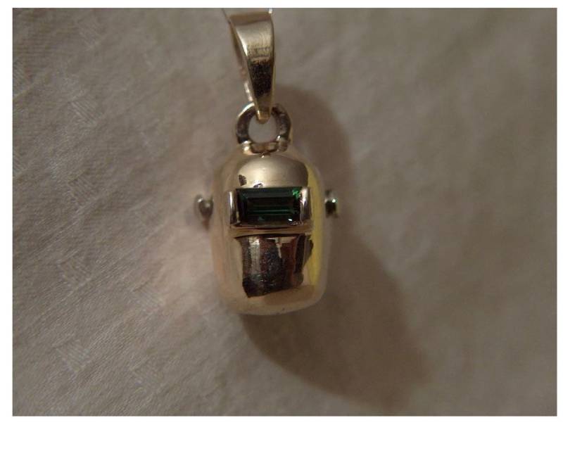 14 Karat Gelb - Und Weißgold Schweißerhelm Oder Haubenanhänger 14 Karat Gelb - Und Weißgold Schweißerhelm Oder Haubenanhänger von Jewelsbyrice