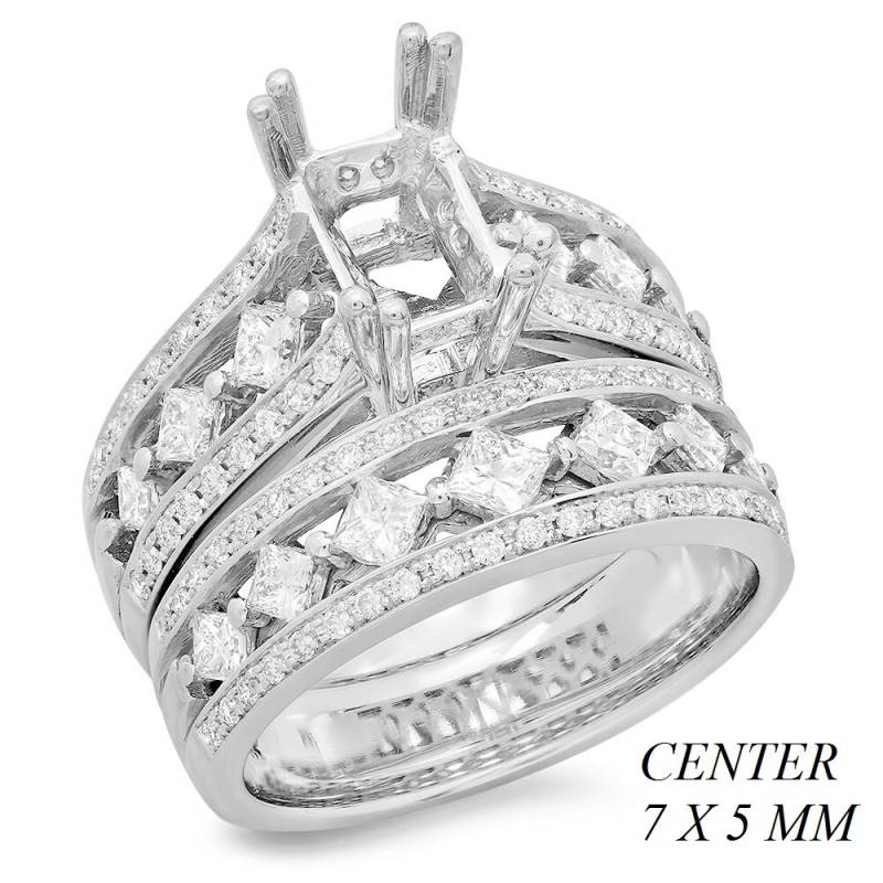 Herrliches Braut Set Mit Rund Und Princess Cut Diamanten von Jewelsdot